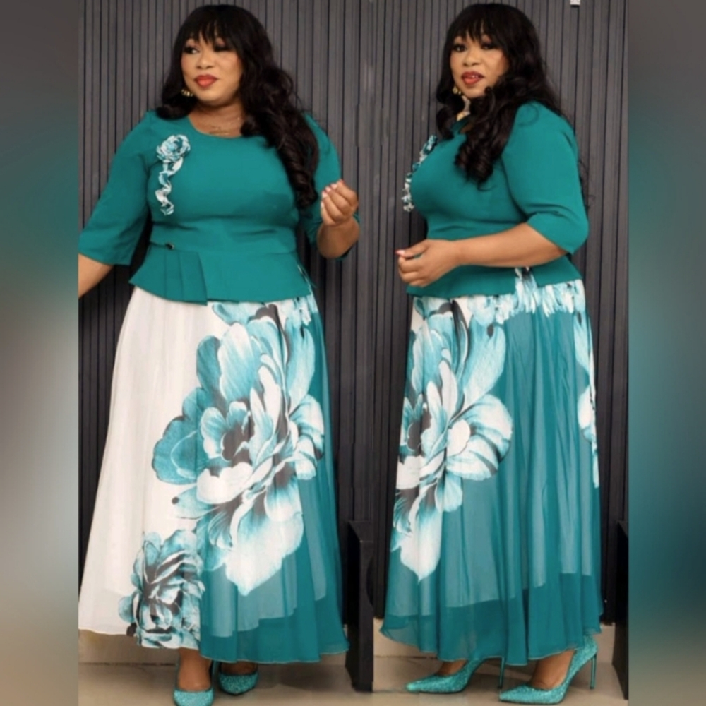 S012: NWT GREEN/TEAL FLORAL PRINT MAXI DRESS